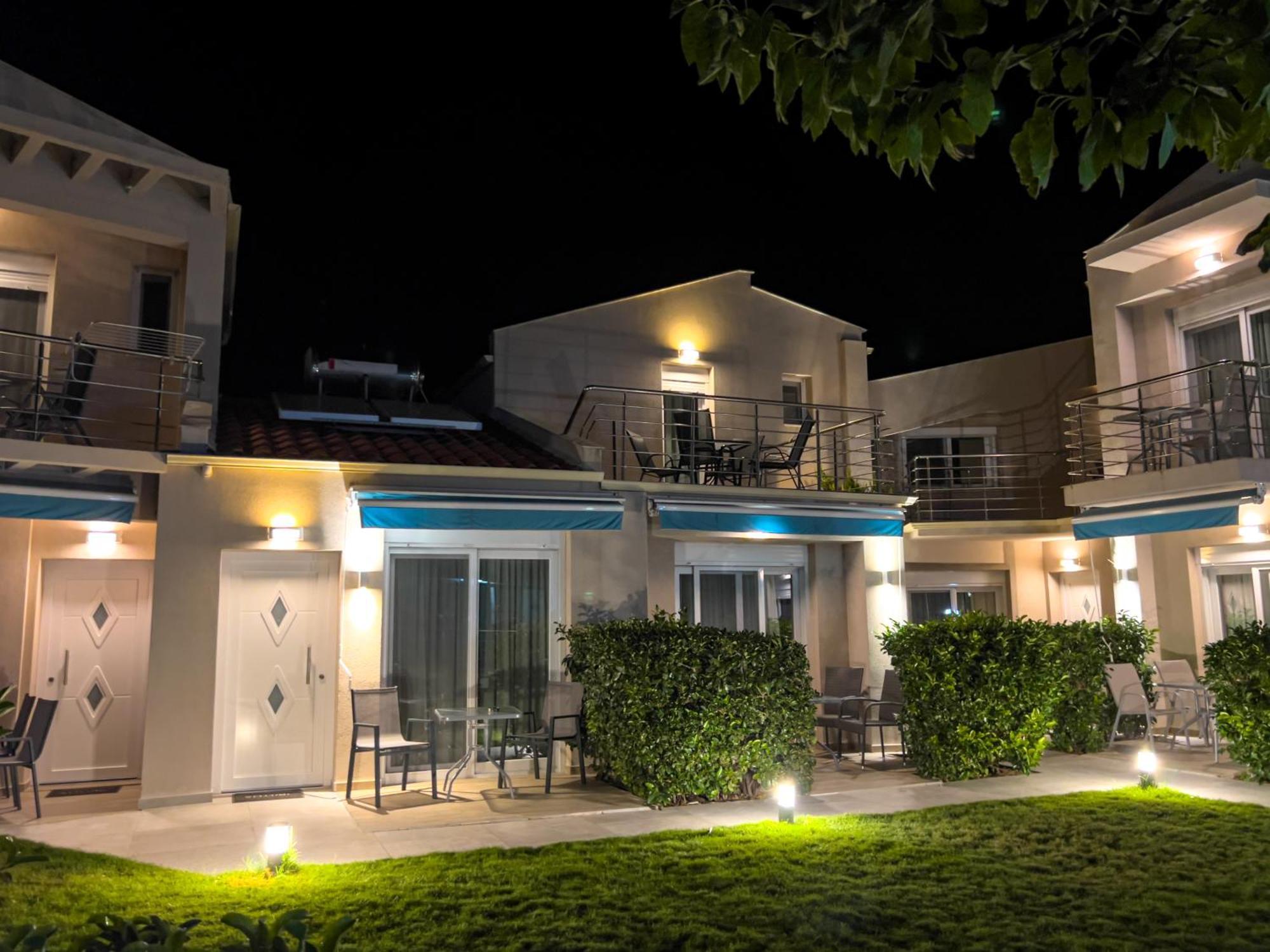 Yalos Beach Maisonettes Skala Sotiros Exterior photo