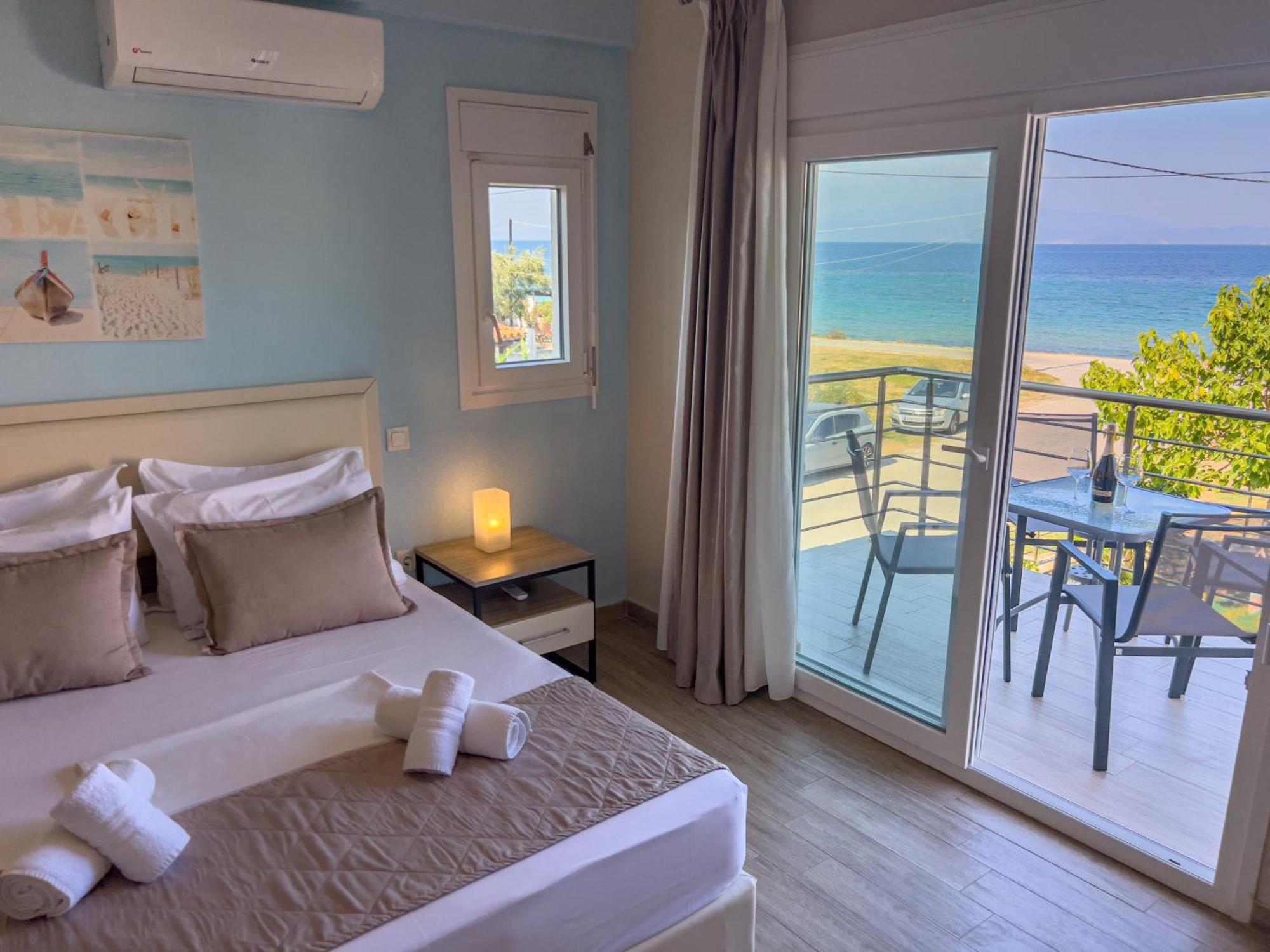 Yalos Beach Maisonettes Skala Sotiros Exterior photo